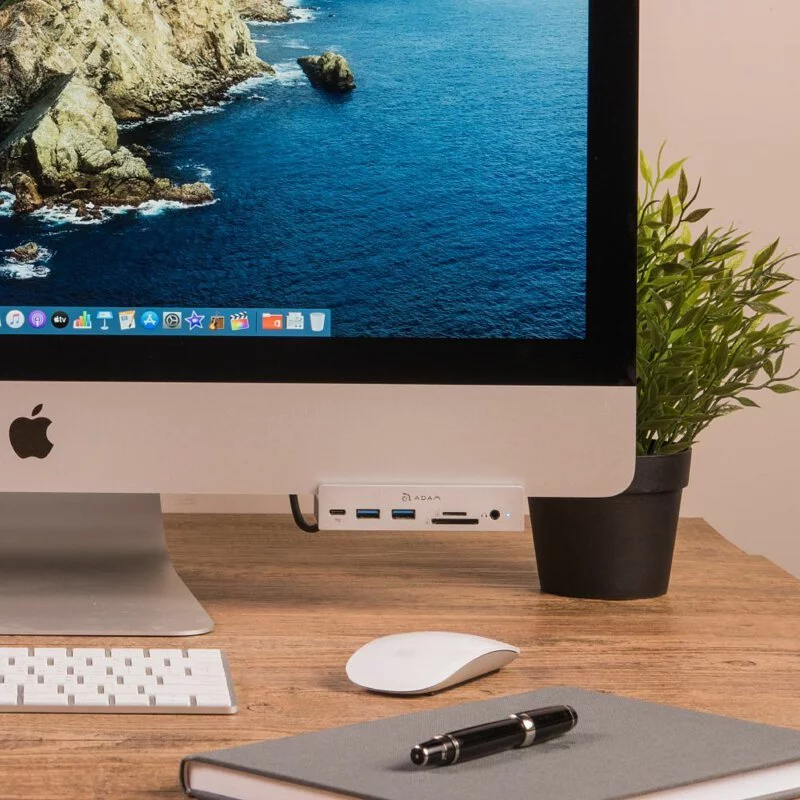 Adam Elements CASA Hub i8 USB-C 8 port Hub